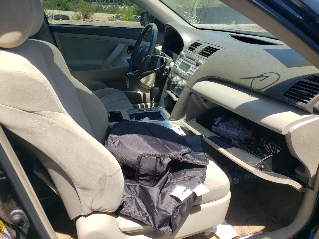 Photo 5 from auction – 2010 TOYOTA CAMRY BASE with VIN 4T1BF3EK6AU029950