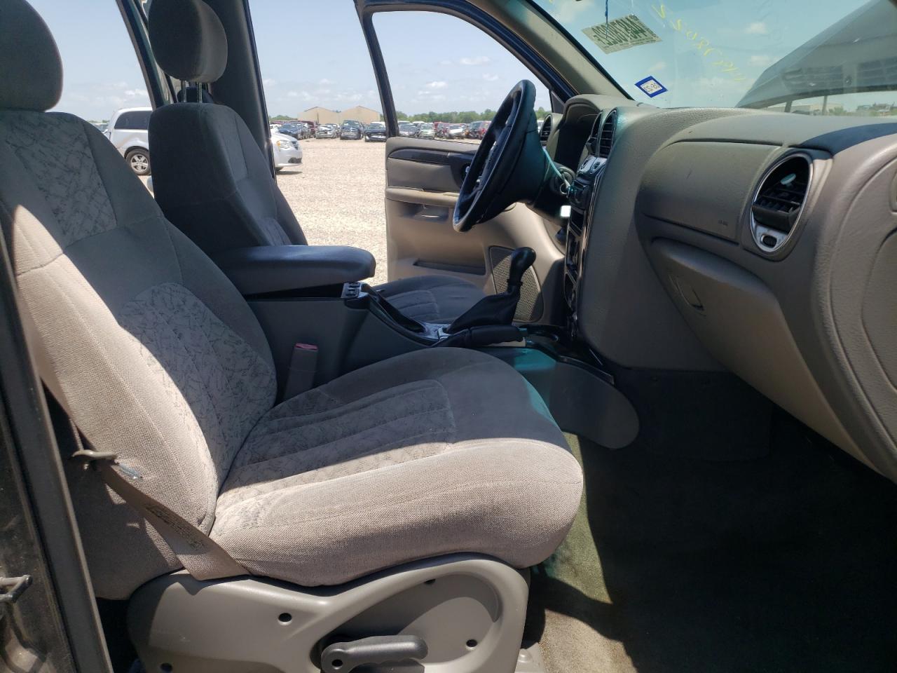 Photo 5 from auction – 2004 GMC ENVOY with VIN 1GKDS13S442218360