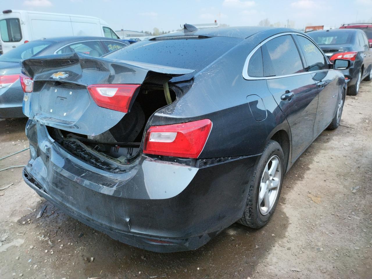 Photo 4 from auction – 2018 CHEVROLET MALIBU LS with VIN 1G1ZB5ST7JF198587