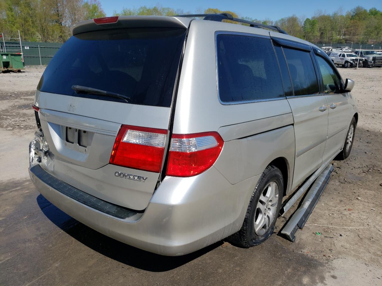 Photo 4 from auction – 2005 HONDA ODYSSEY EX with VIN 5FNRL38715B011650