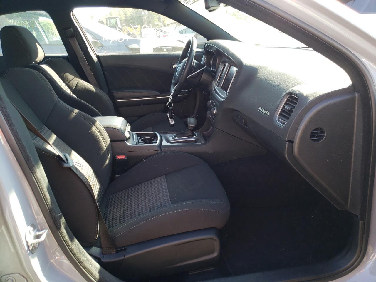 Photo 5 from auction – 2021 DODGE CHARGER R/ with VIN 2C3CDXCT8MH565053