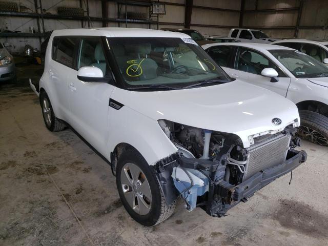 KIA SOUL 2015 with VIN KNDJN2A20F7779272 - Photo from auction