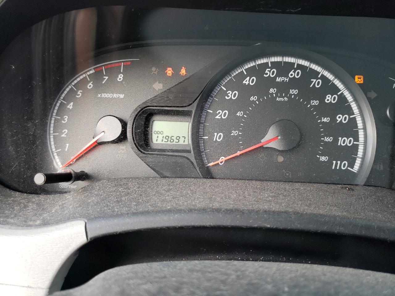 Photo 8 from auction – 2012 TOYOTA SIENNA LE with VIN 5TDKK3DC9CS177334