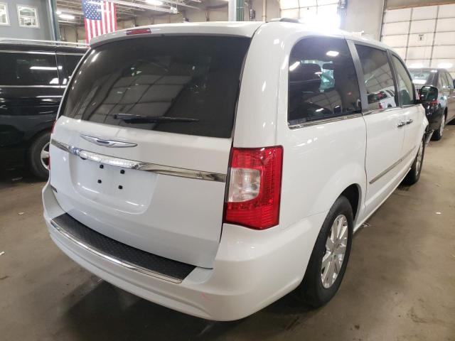 Photo 4 from auction – 2016 CHRYSLER TOWN & COU with VIN 2C4RC1BGXGR304662