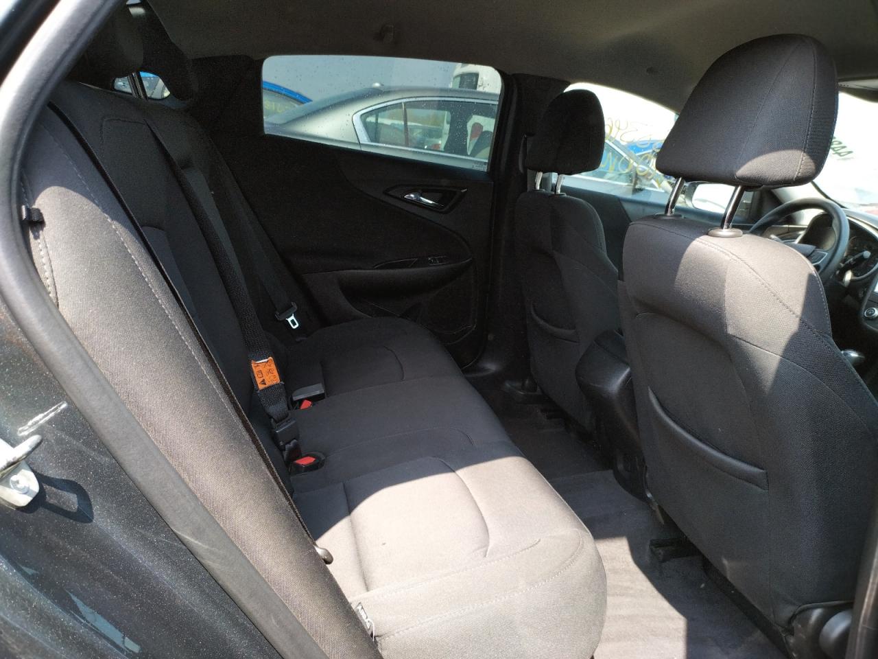 Photo 6 from auction – 2018 CHEVROLET MALIBU LS with VIN 1G1ZB5ST7JF198587