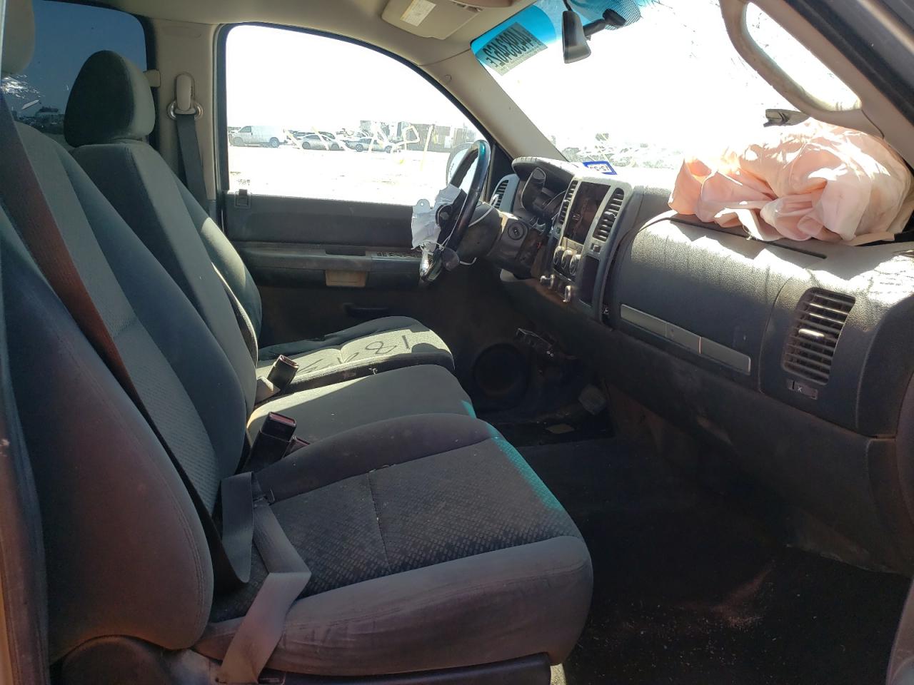 Photo 5 from auction – 2008 CHEVROLET SILVERADO with VIN 2GCEC130481337141