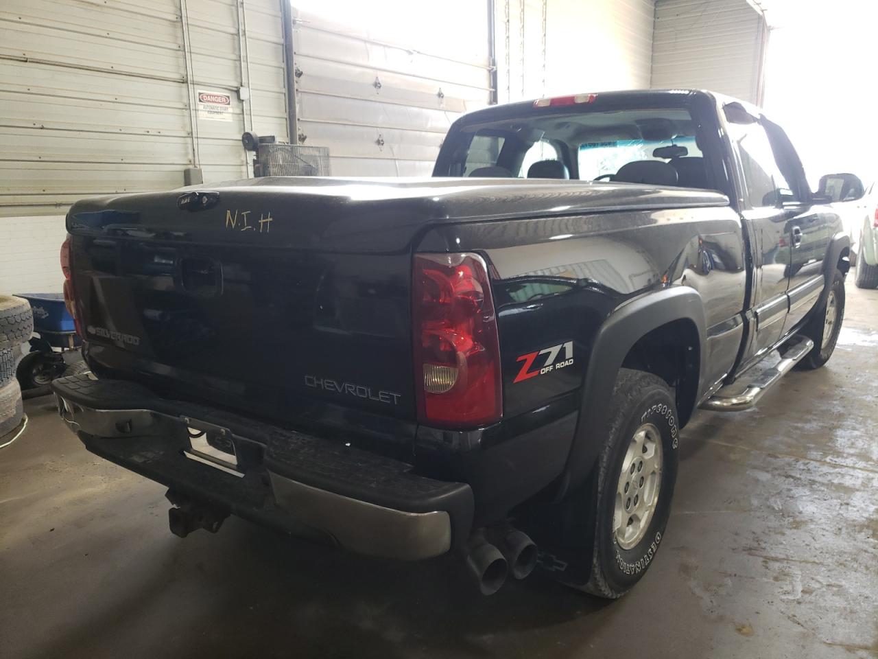 Photo 4 from auction – 2003 CHEVROLET SILVERADO with VIN 2GCEK19T931184513
