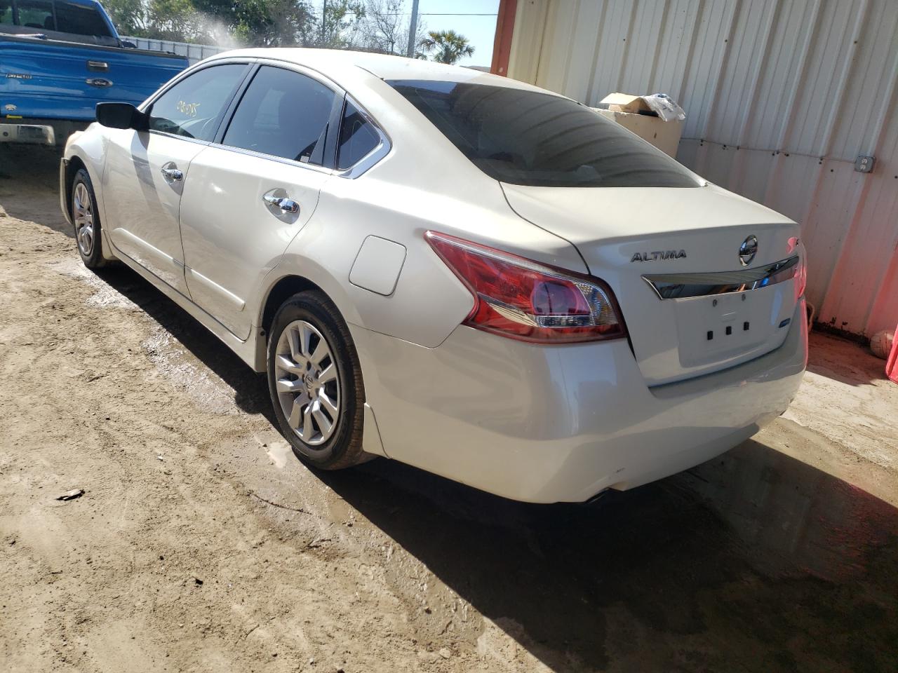 Photo 3 from auction – 2013 NISSAN ALTIMA 2.5 with VIN 1N4AL3AP4DC106115