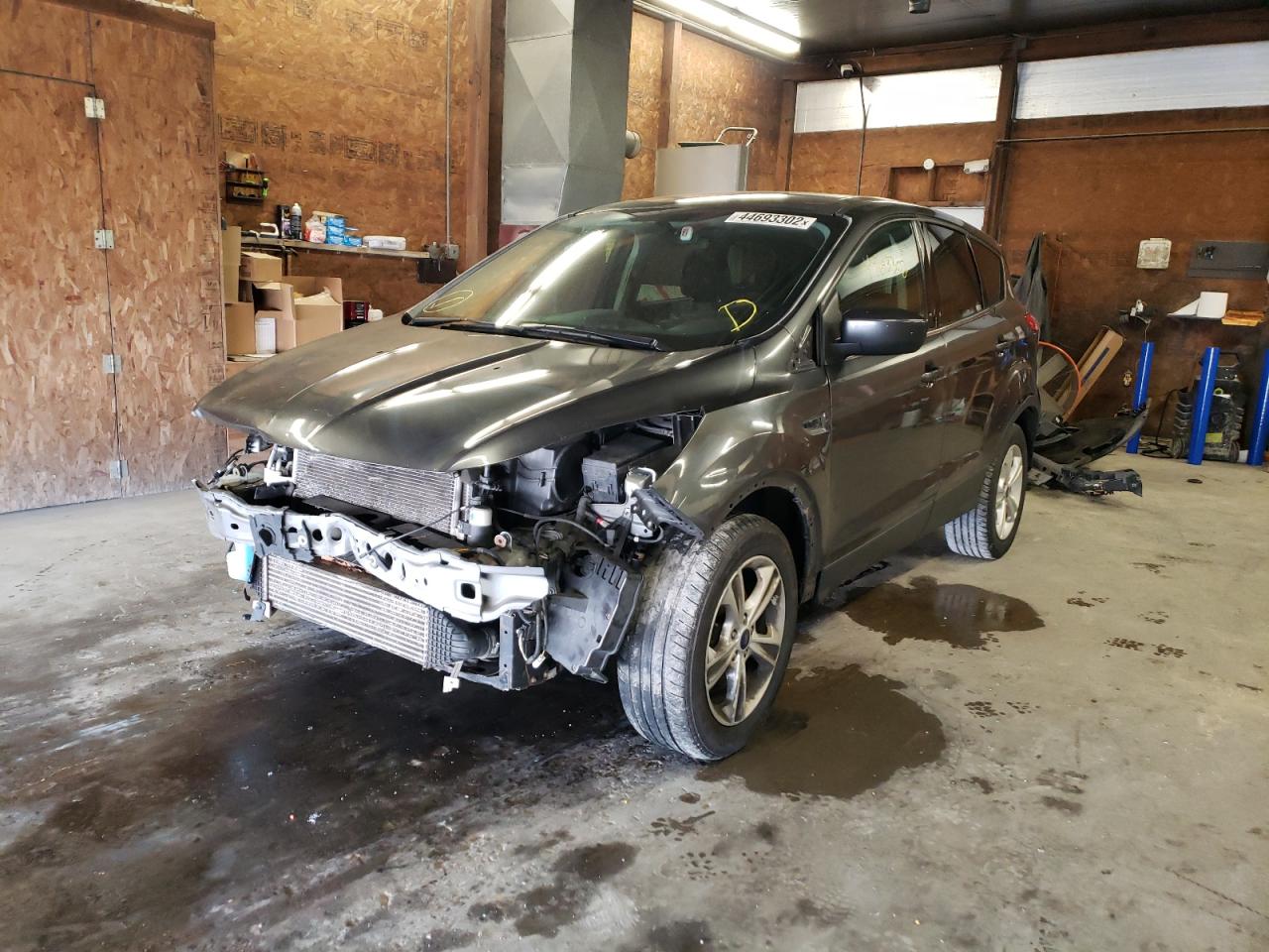 Photo 2 from auction – 2015 FORD ESCAPE SE with VIN 1FMCU9G91FUB42106