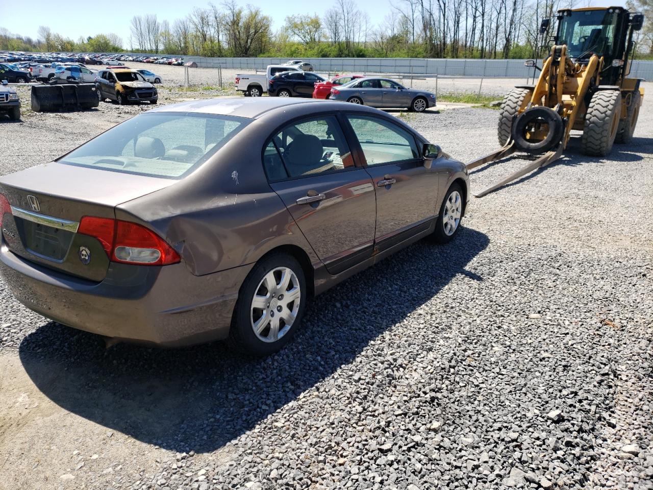 Photo 4 from auction – 2010 HONDA CIVIC LX with VIN 2HGFA1F53AH518652