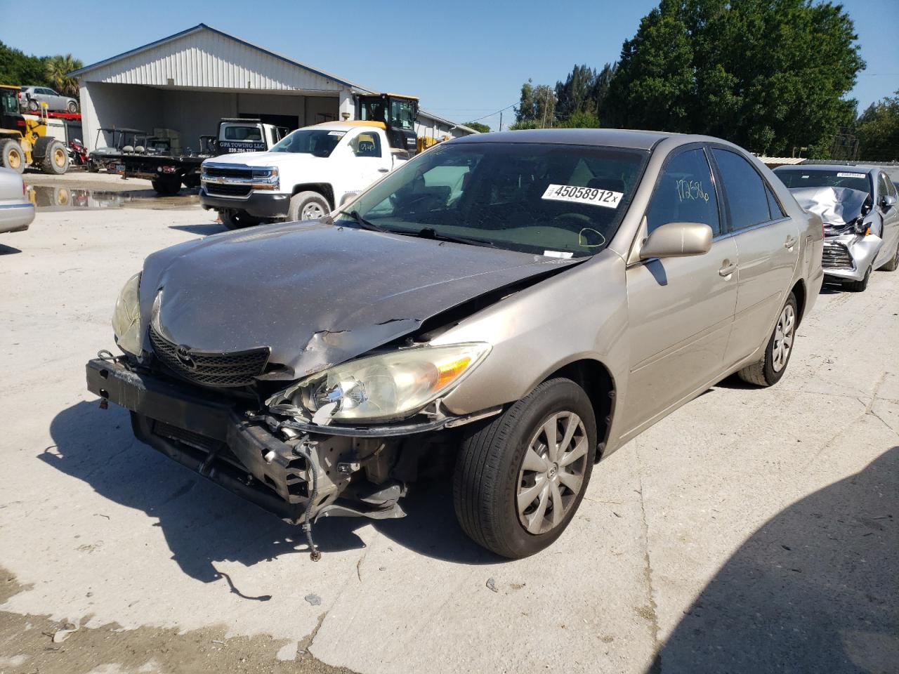 Photo 2 from auction – 2004 TOYOTA CAMRY LE with VIN 4T1BE32KX4U916804
