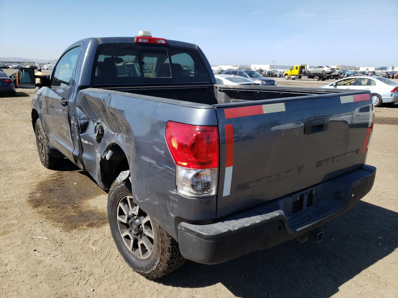 Photo 3 from auction – 2008 TOYOTA TUNDRA with VIN 5TFKV52168X002948