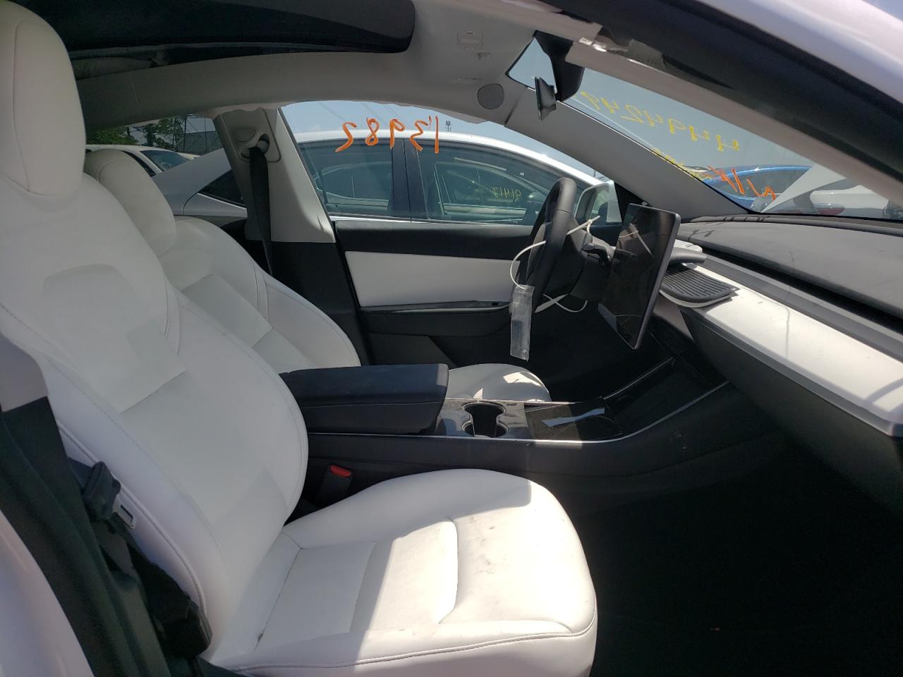 Photo 5 from auction – 2020 TESLA MODEL Y with VIN 5YJYGDEFXLF025562