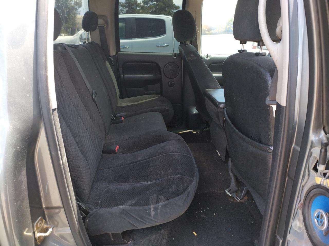 Photo 6 from auction – 2005 DODGE RAM 1500 S with VIN 1D7HA18D35S311307
