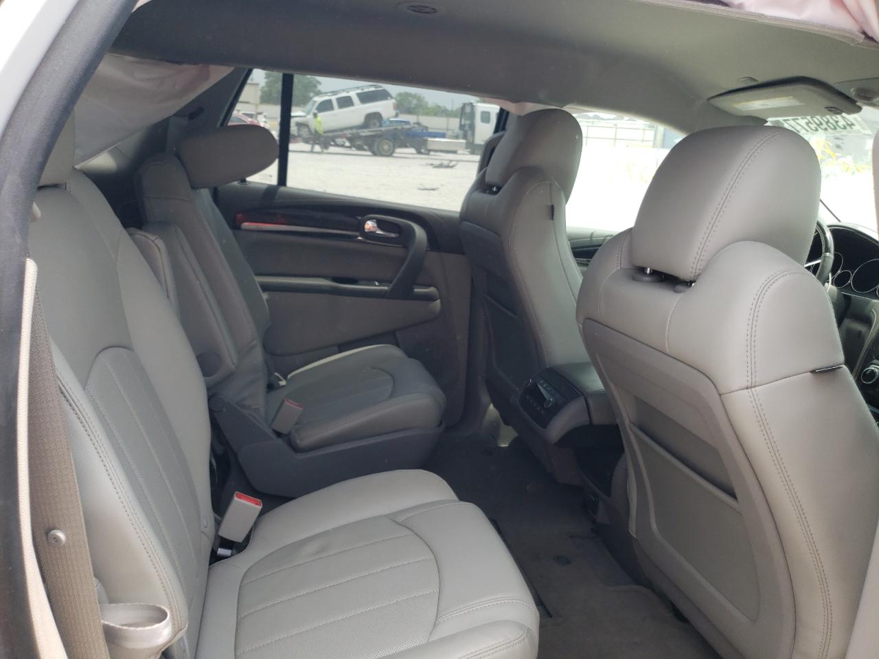 Photo 6 from auction – 2016 BUICK ENCLAVE with VIN 5GAKVCKD0GJ251330