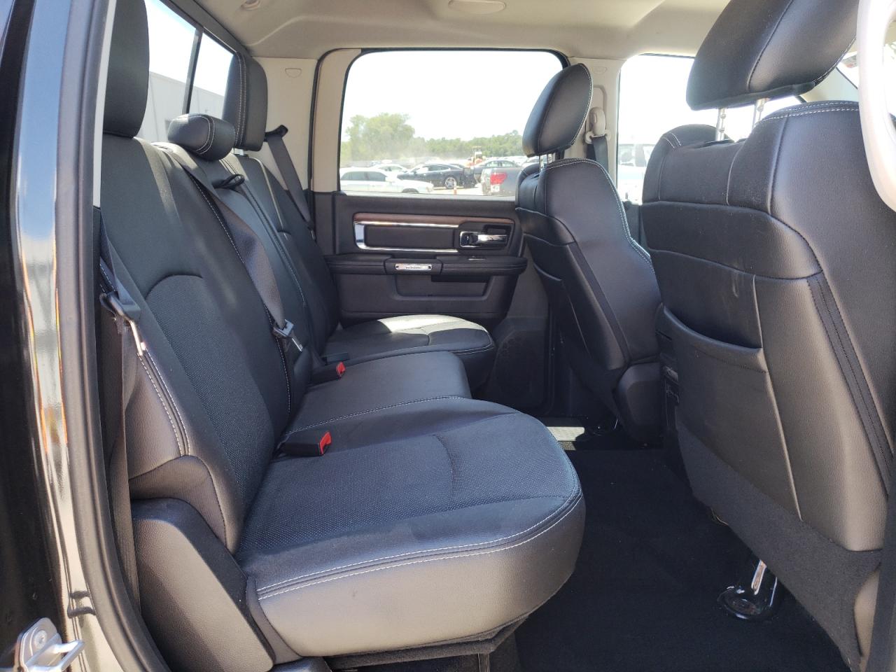 Photo 6 from auction – 2015 RAM 1500 LARAM with VIN 1C6RR7VT8FS642706