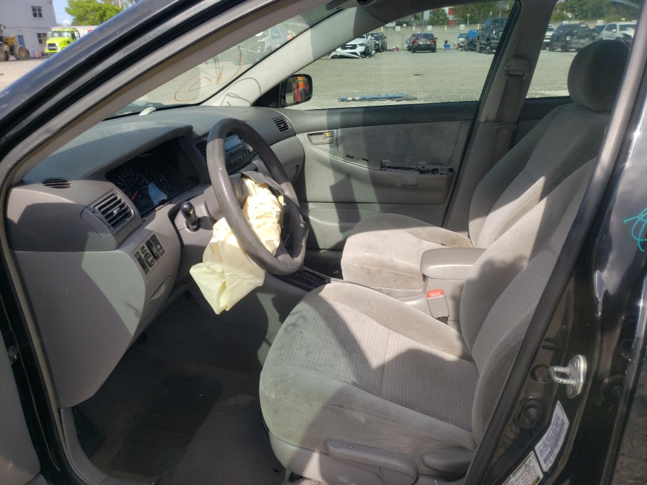 Photo 5 from auction – 2008 TOYOTA COROLLA CE with VIN 1NXBR32EX8Z951847