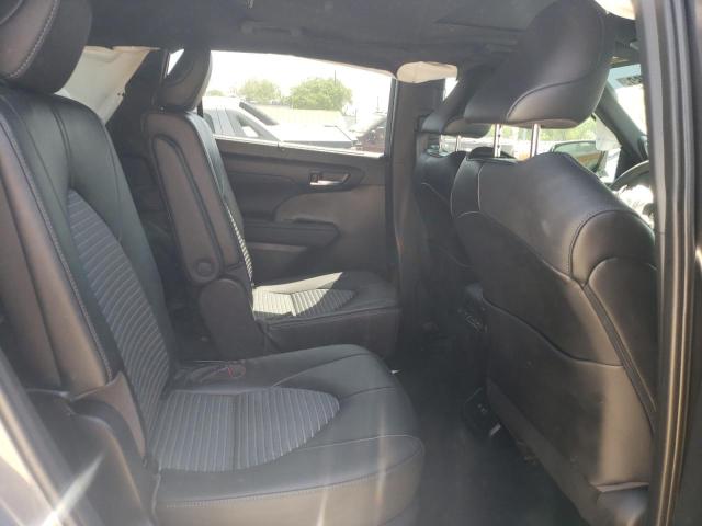 Photo 6 from auction – 2021 TOYOTA HIGHLANDER with VIN 5TDJZRBH2MS158442