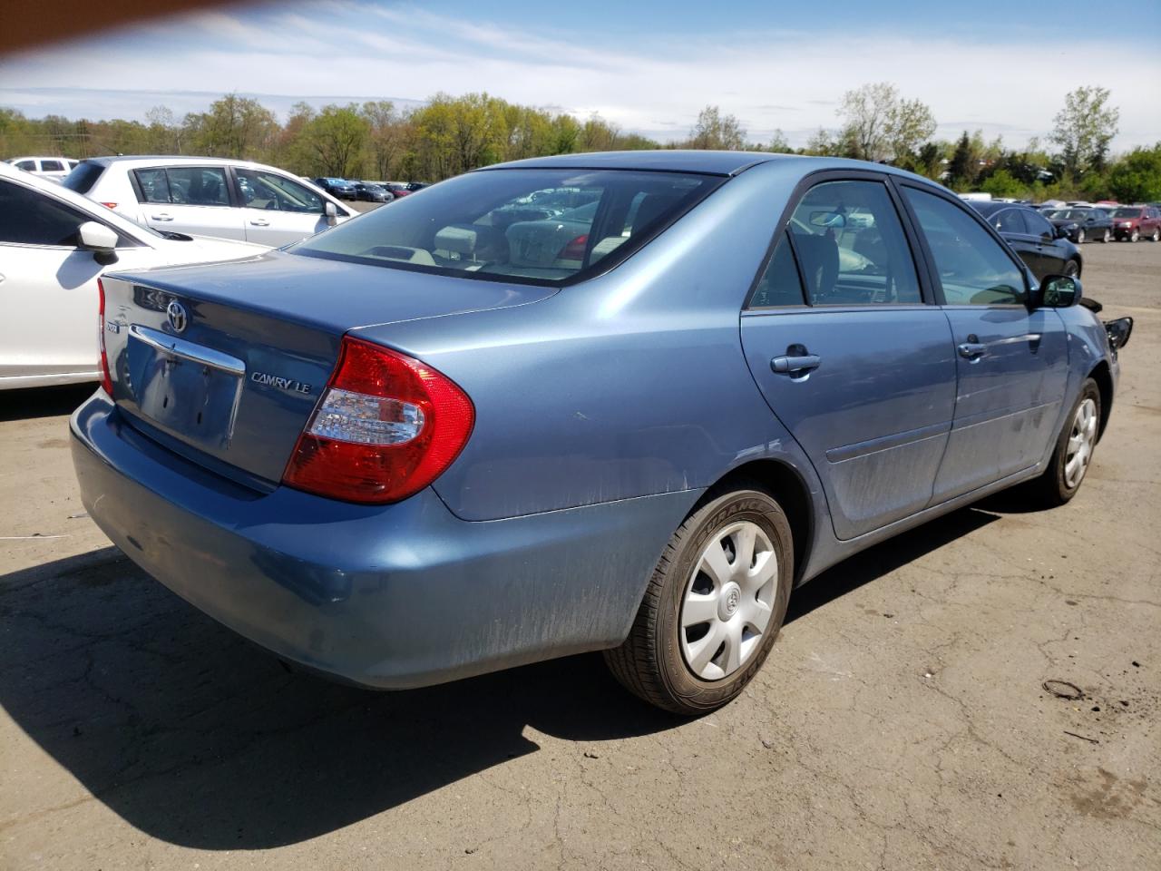 Photo 4 from auction – 2004 TOYOTA CAMRY LE with VIN 4T1BE32K94U814314