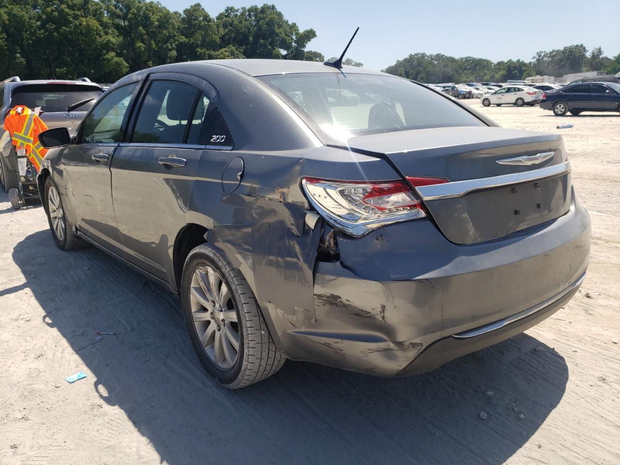 Photo 3 from auction – 2013 CHRYSLER 200 TOURIN with VIN 1C3CCBBB7DN567785