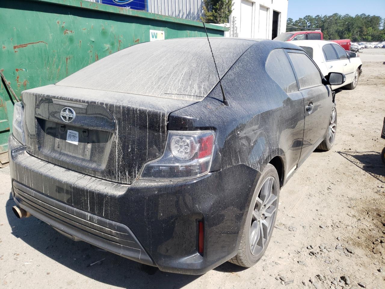 Photo 4 from auction – 2015 TOYOTA SCION TC with VIN JTKJF5C72FJ009044