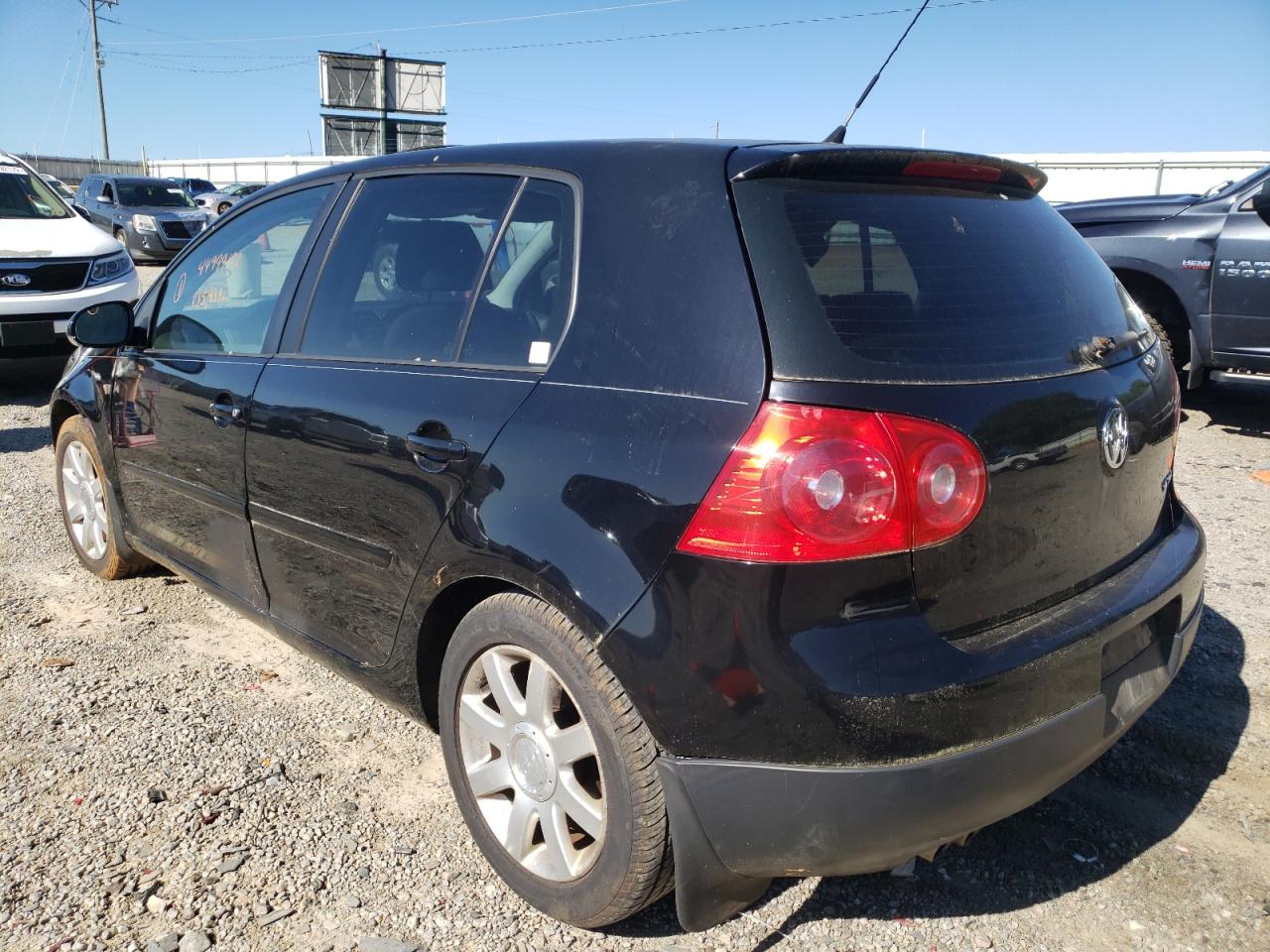 Photo 3 from auction – 2007 VOLKSWAGEN RABBIT with VIN WVWDS71K37W244107