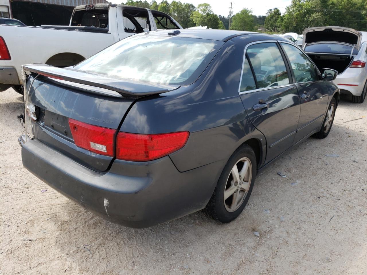 Photo 4 from auction – 2005 HONDA ACCORD EX with VIN 1HGCM56825A044015