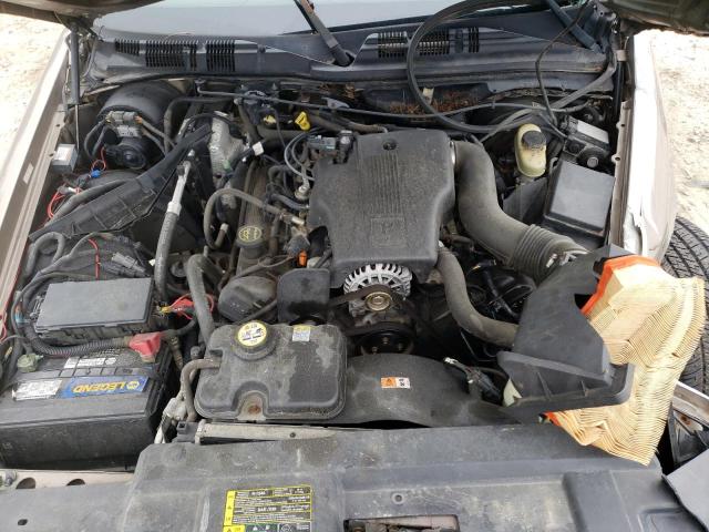 Photo 7 from auction – 2003 FORD CROWN VICT with VIN 2FAFP71W03X175359
