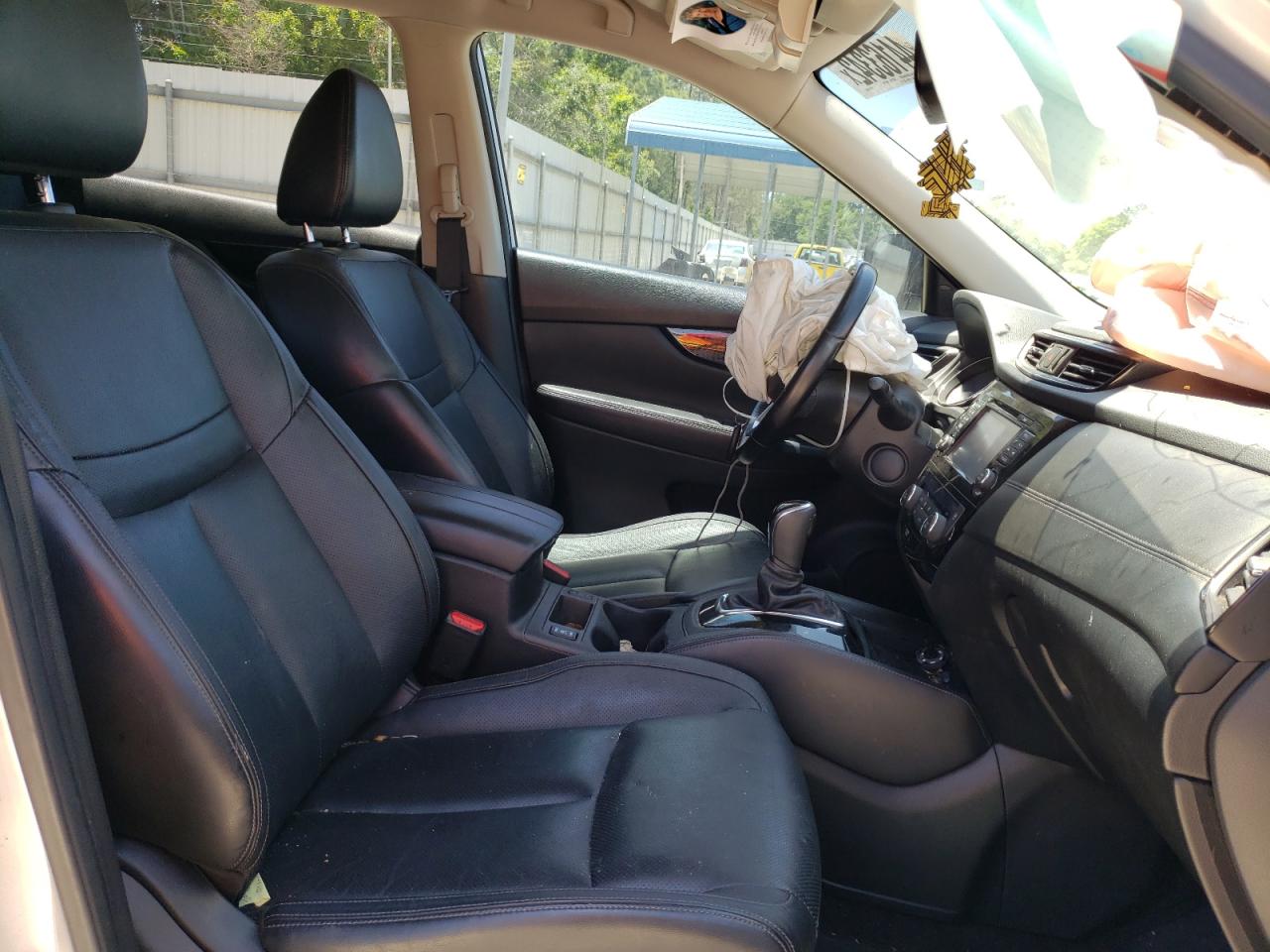 Photo 5 from auction – 2017 NISSAN ROGUE S with VIN JN8AT2MT8HW143495