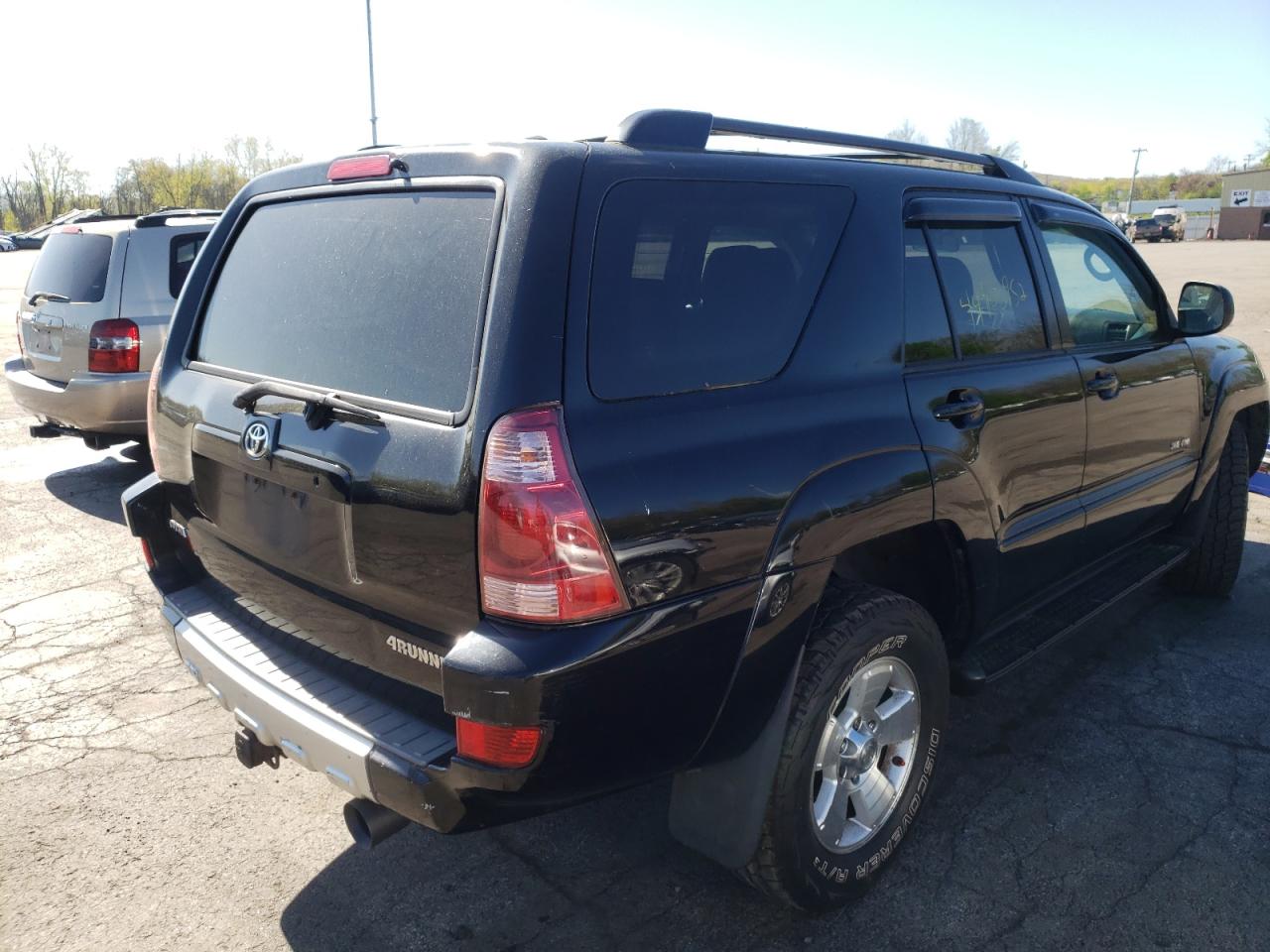 Photo 4 from auction – 2004 TOYOTA 4RUNNER with VIN JTEBU14R540033444