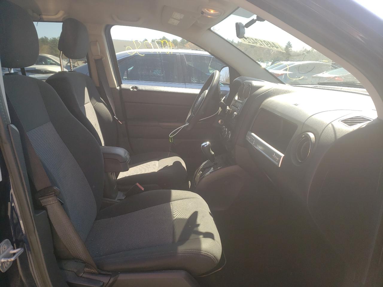 Photo 5 from auction – 2014 JEEP COMPASS with VIN 1C4NJDBB7ED591680