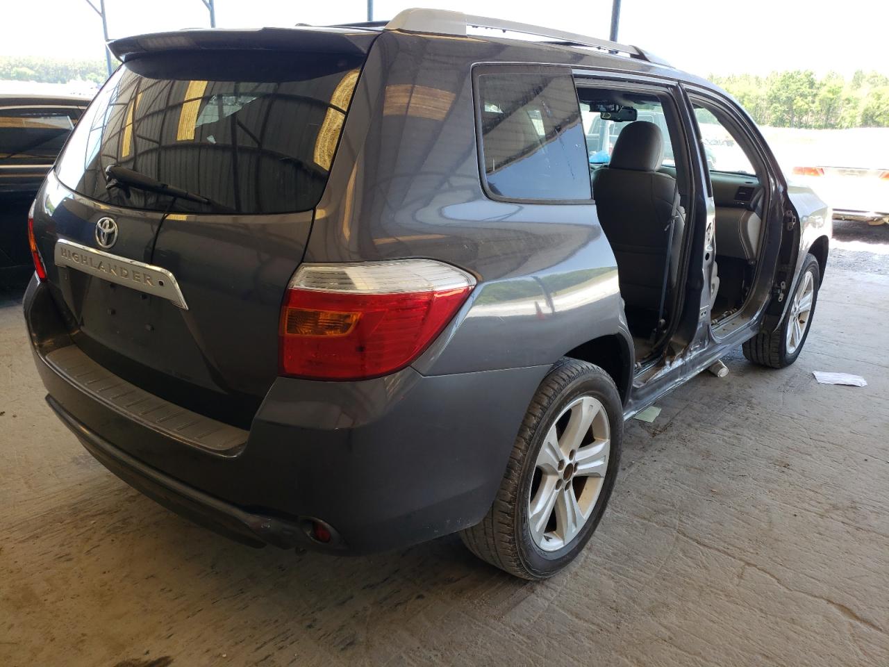 Photo 4 from auction – 2010 TOYOTA HIGHLANDER with VIN 5TDYK3EHXAS007095
