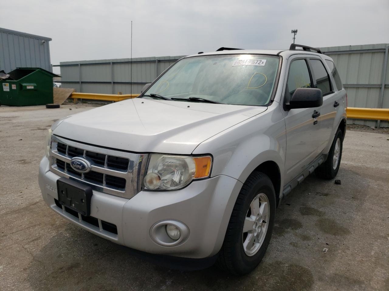Photo 2 from auction – 2009 FORD ESCAPE XLT with VIN 1FMCU93GX9KC57257