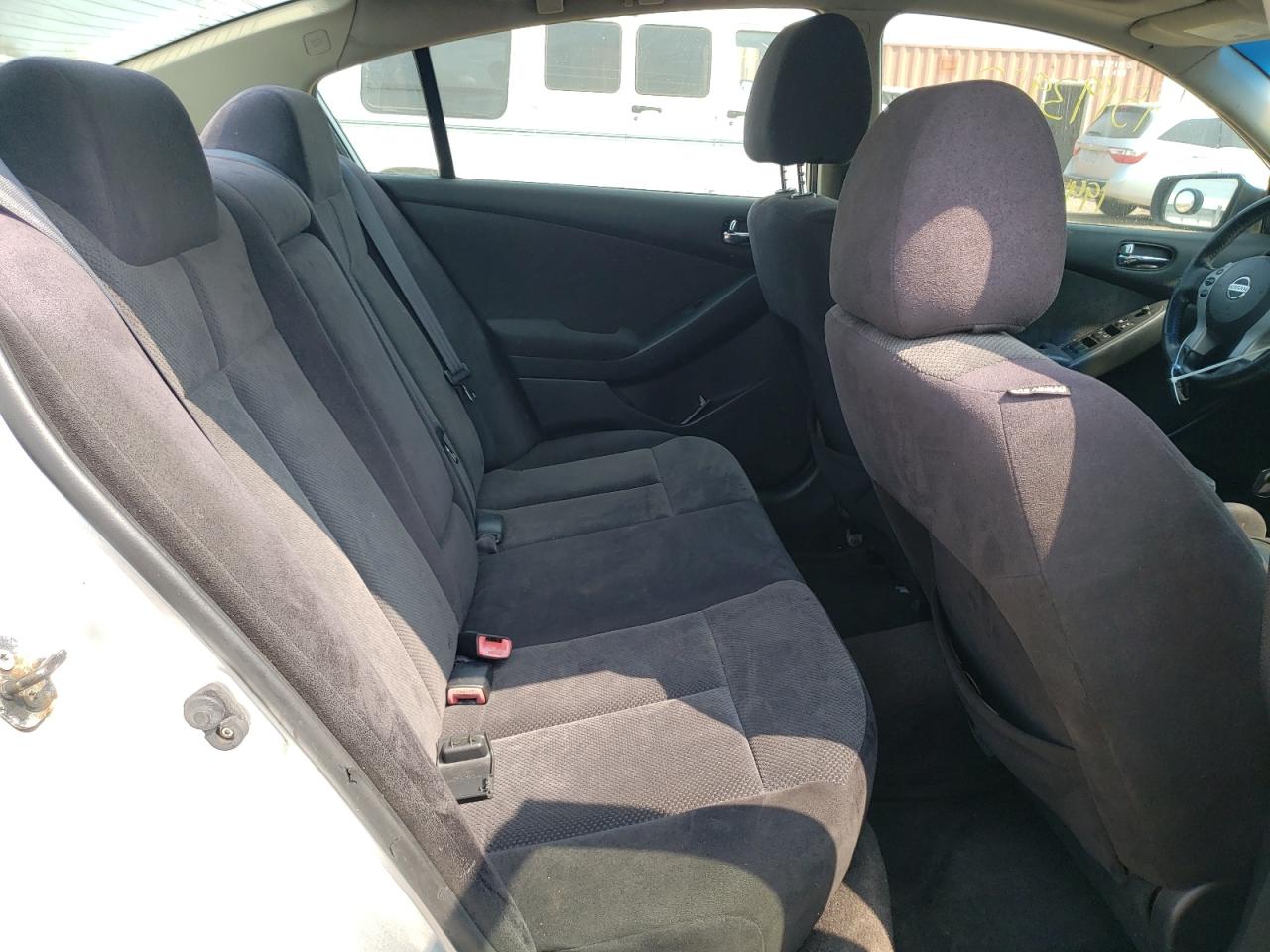 Photo 6 from auction – 2007 NISSAN ALTIMA with VIN 1N4AL21E37C136445
