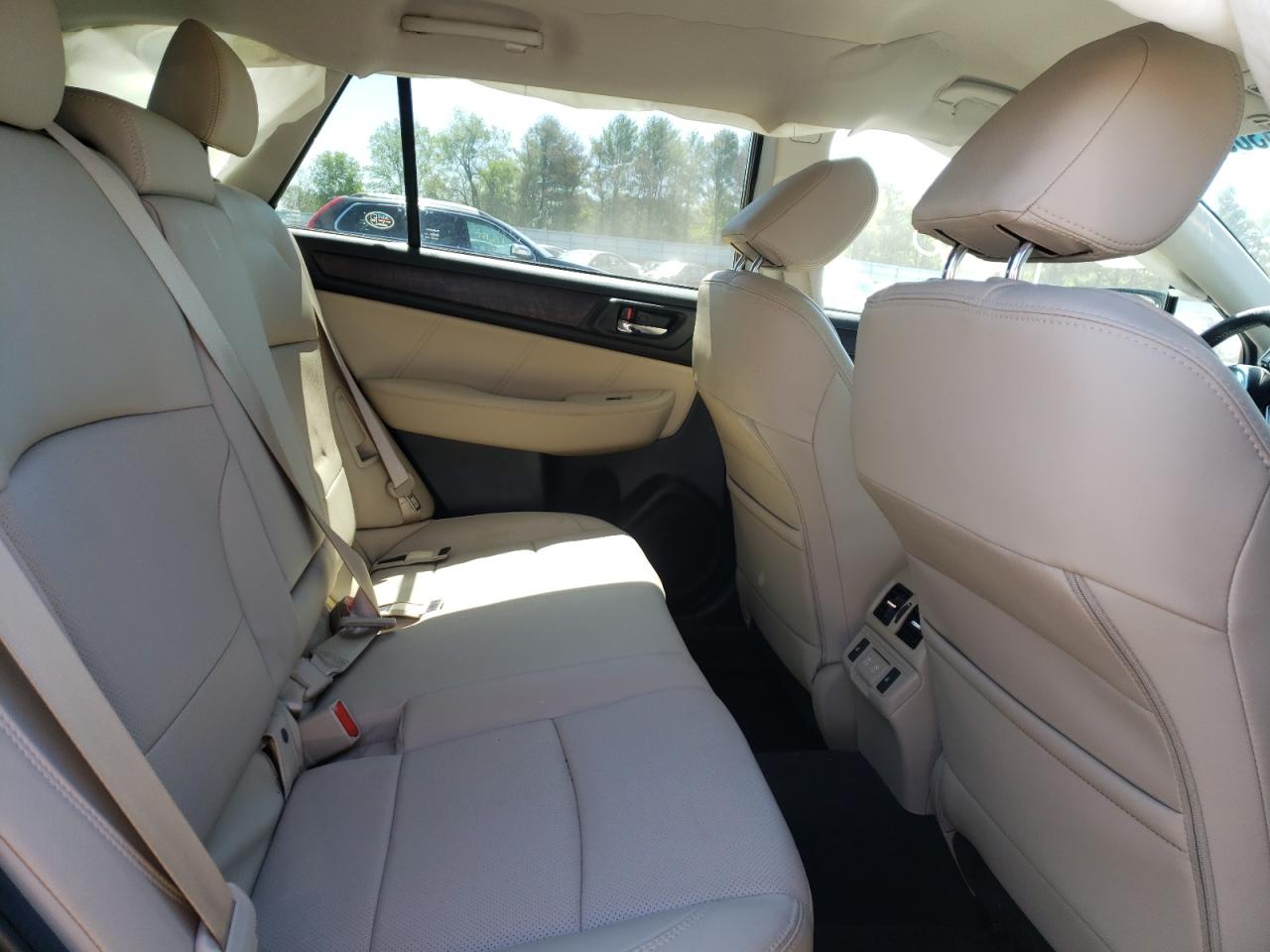 Photo 6 from auction – 2019 SUBARU OUTBACK 2. with VIN 4S4BSAJCXK3321025