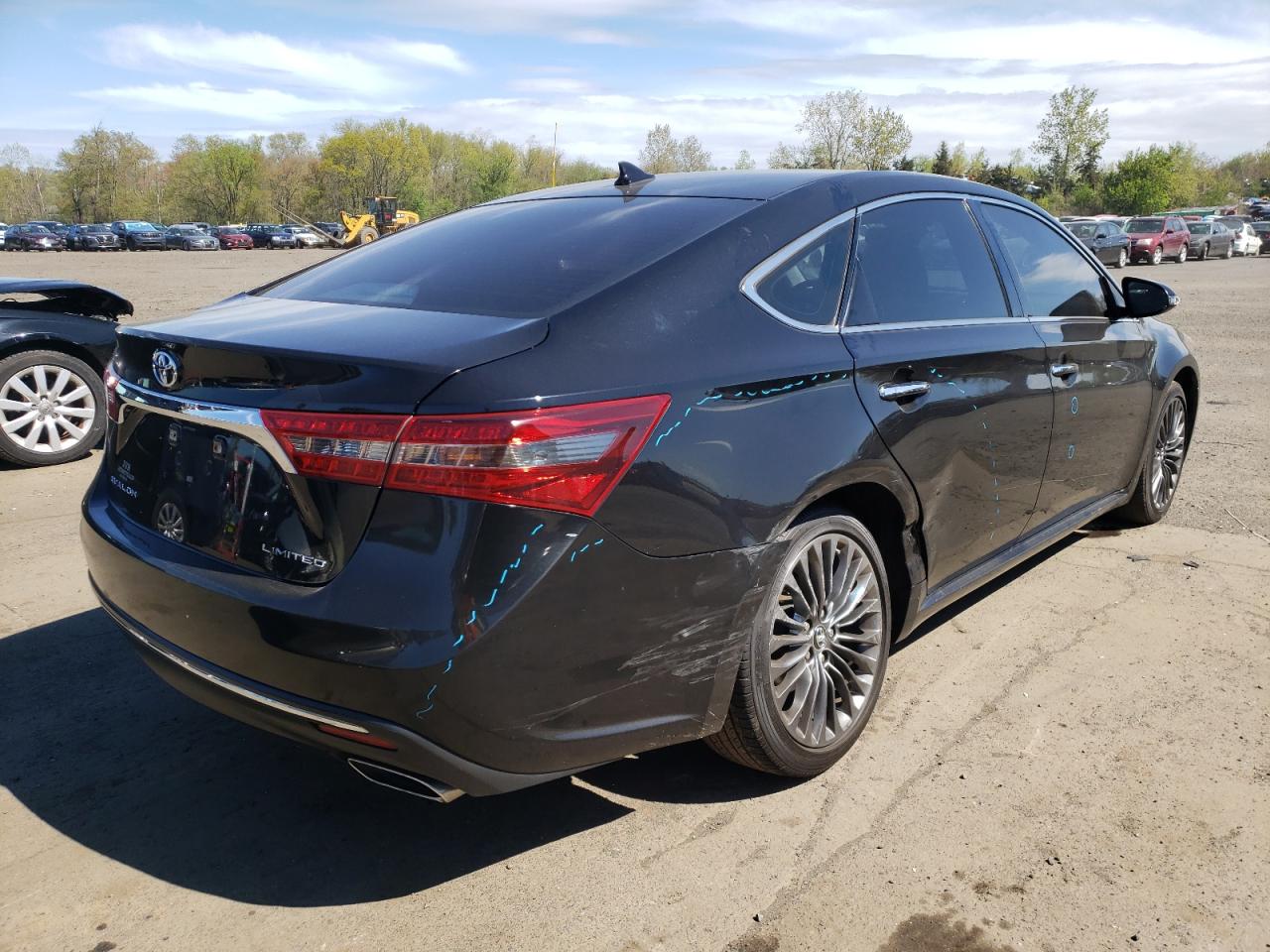 Photo 4 from auction – 2016 TOYOTA AVALON XLE with VIN 4T1BK1EB7GU213285