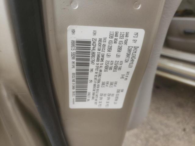 Photo 10 from auction – 2006 DODGE GRAND CARA with VIN 2D4GP44L06R617647