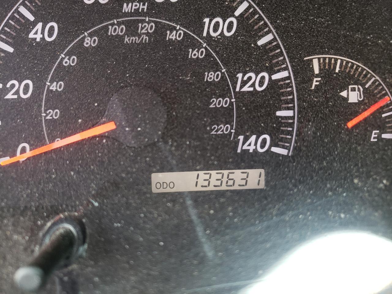 Photo 8 from auction – 2005 TOYOTA CAMRY LE with VIN 4T1BE32K85U394594