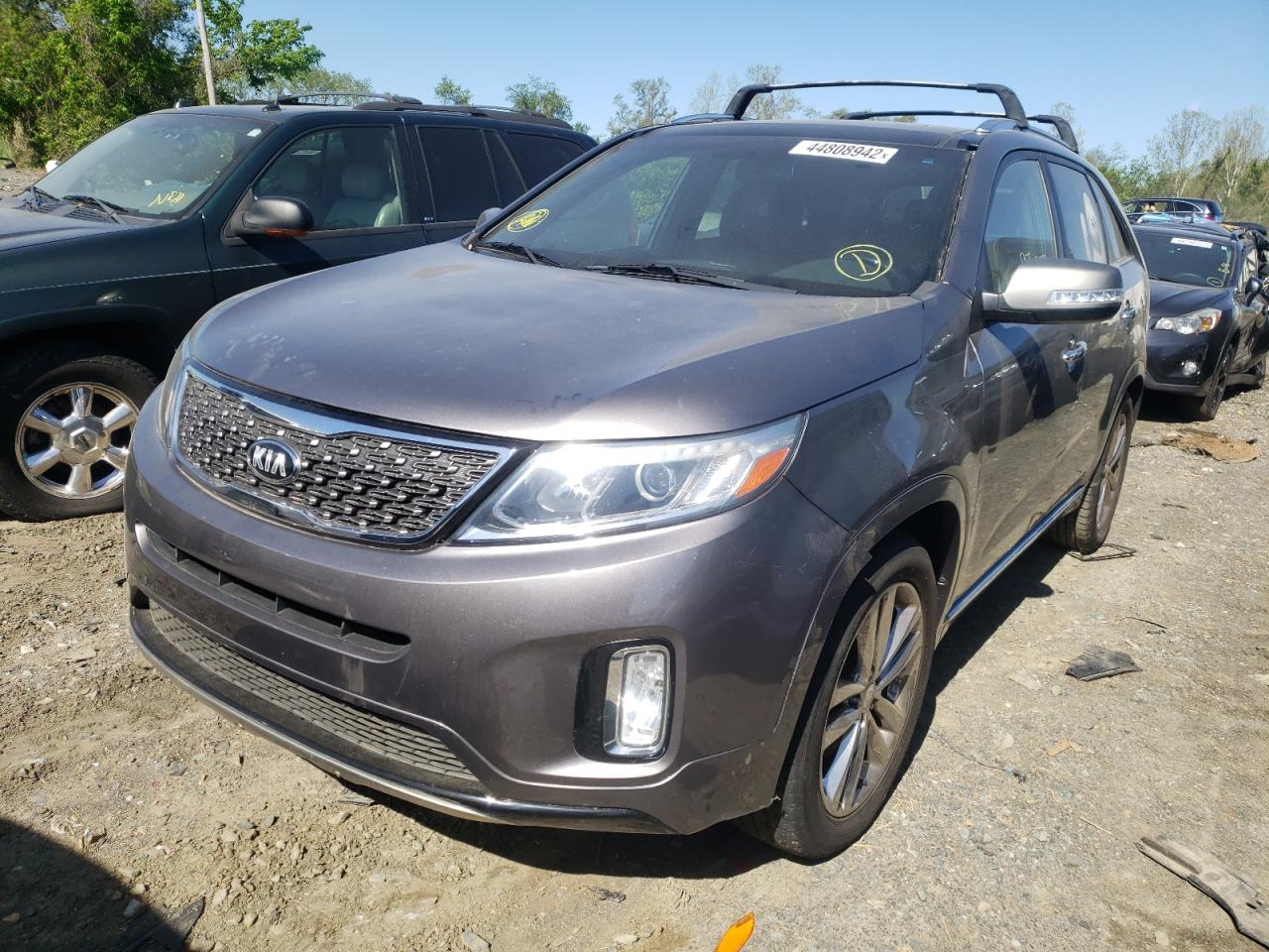 Photo 2 from auction – 2014 KIA SORENTO SX with VIN 5XYKWDA76EG528749