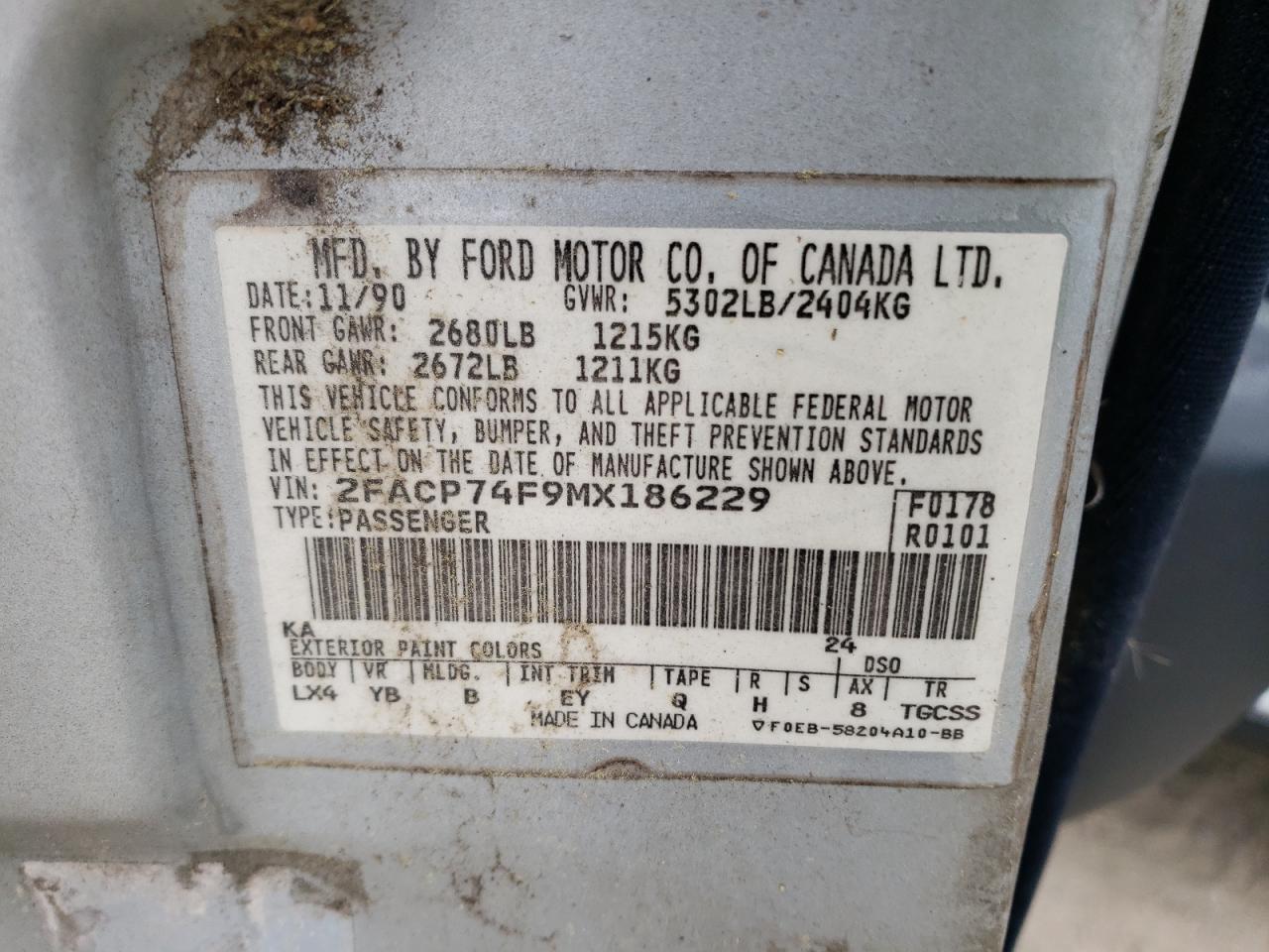 Photo 10 from auction – 1991 FORD CROWN VICT with VIN 2FACP74F9MX186229