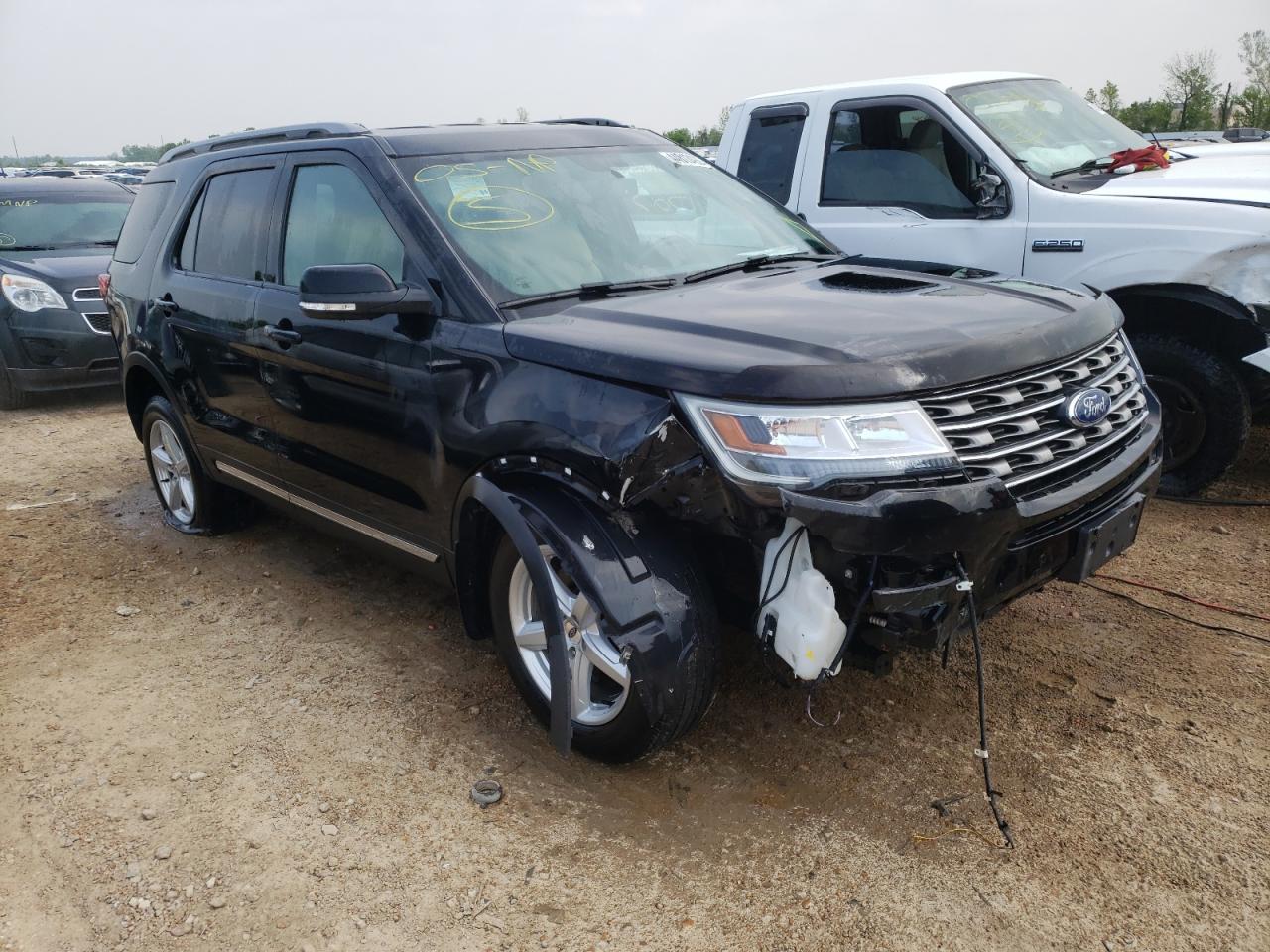 FORD EXPLORER X 2017 with VIN 1FM5K8D82HGD44510 - Photo from auction