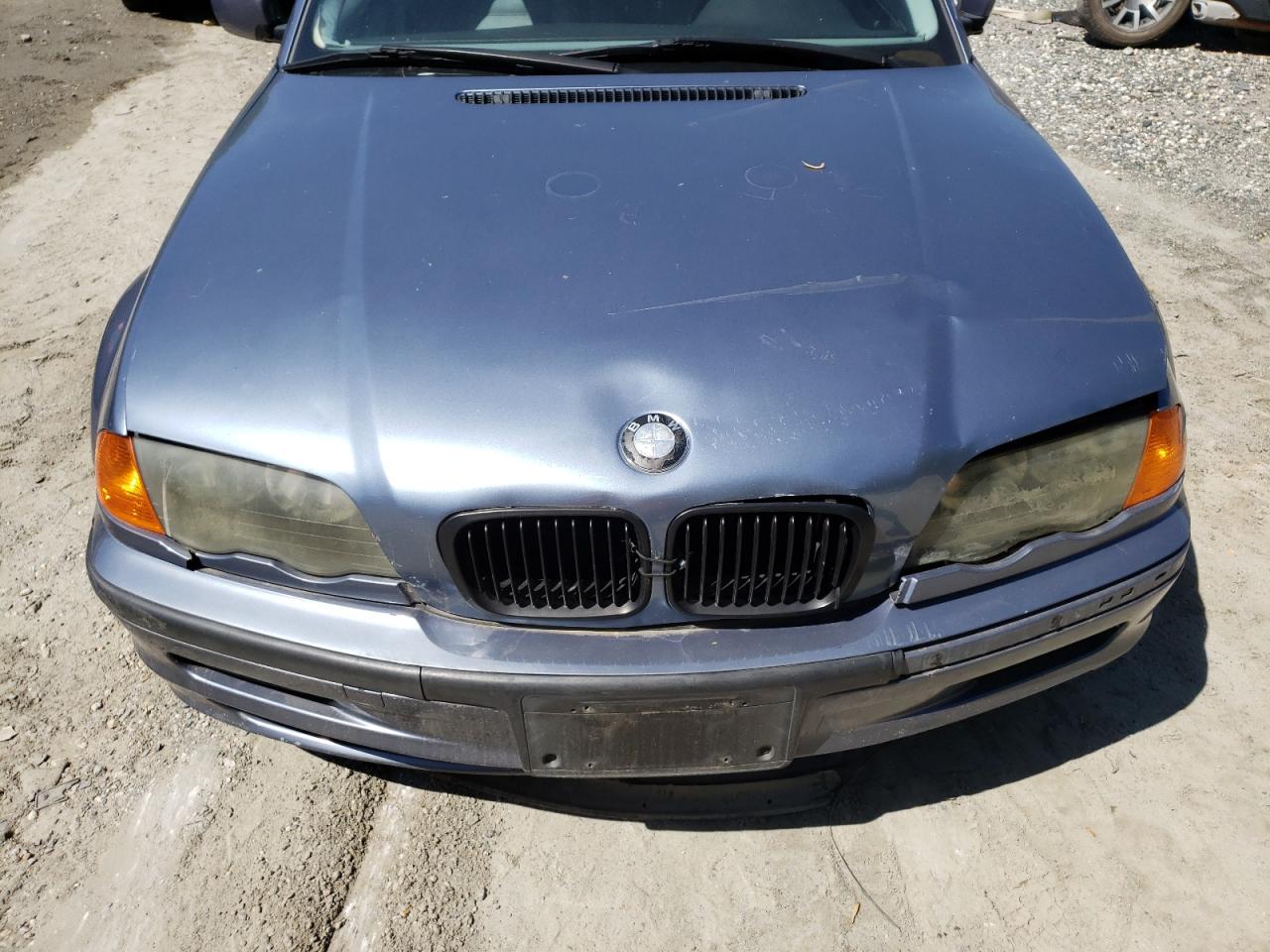 Photo 7 from auction – 2001 BMW 325 I with VIN WBAAV33401FU81126
