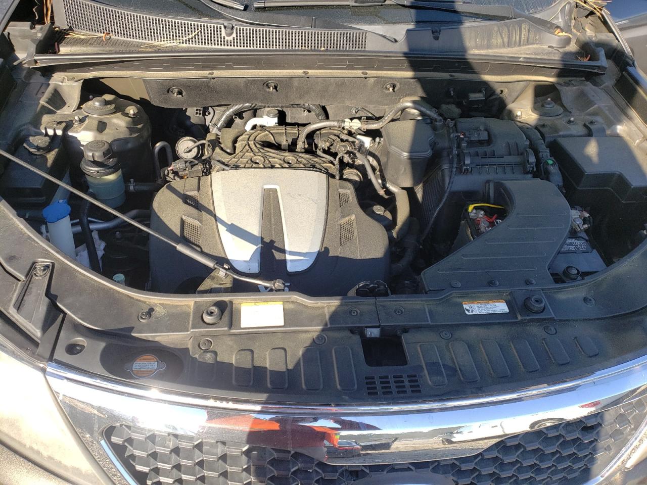 Photo 7 from auction – 2011 KIA SORENTO EX with VIN 5XYKUDA27BG097036