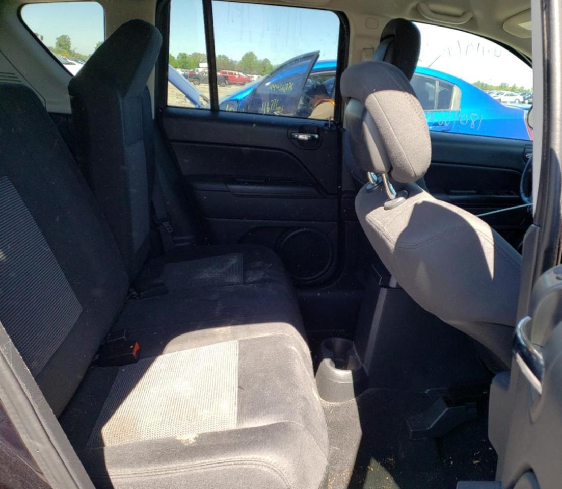 Photo 6 from auction – 2011 JEEP COMPASS SP with VIN 1J4NF1FB3BD188439