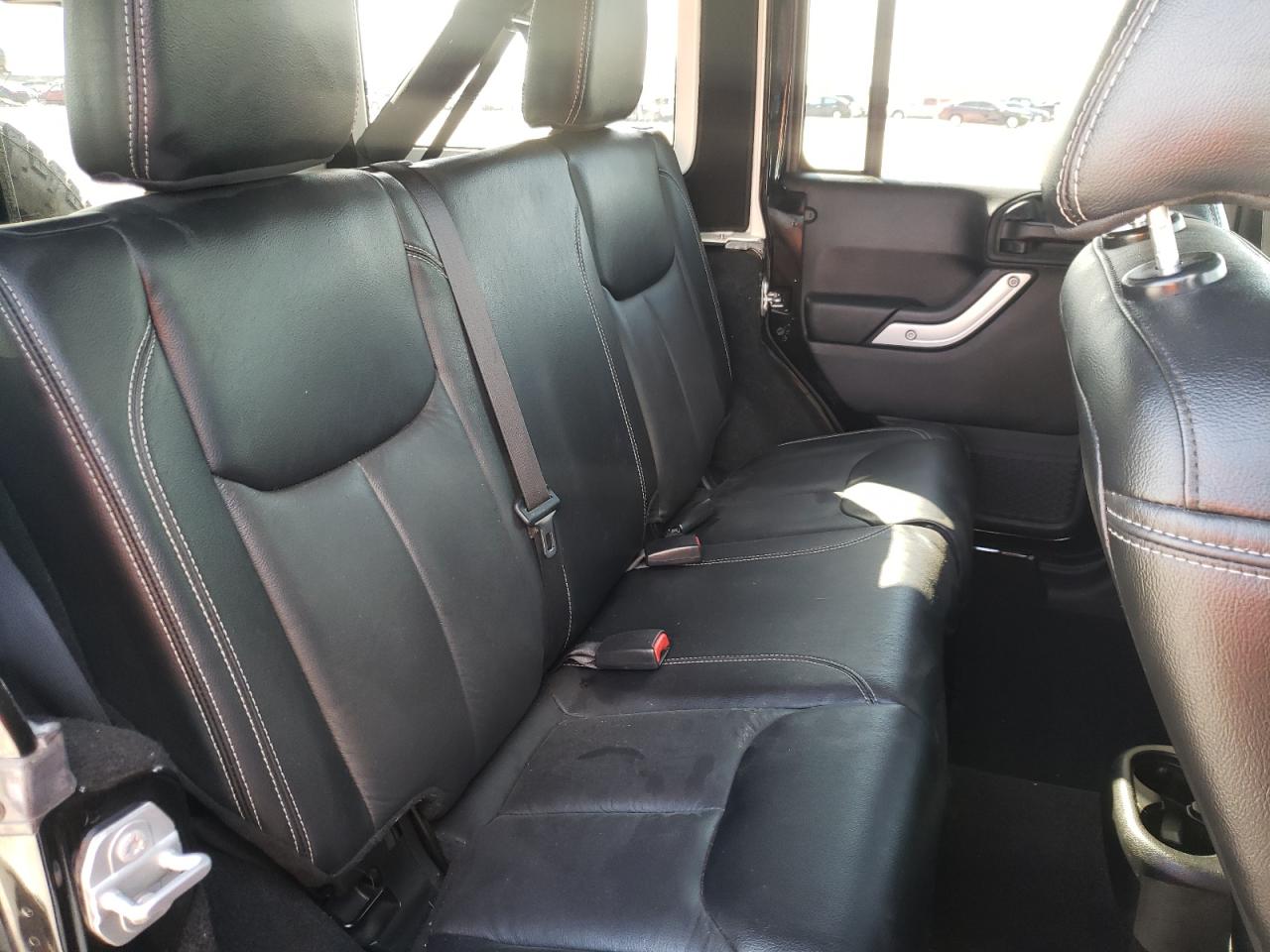 Photo 6 from auction – 2017 JEEP WRANGLER U with VIN 1C4BJWEG1HL619781