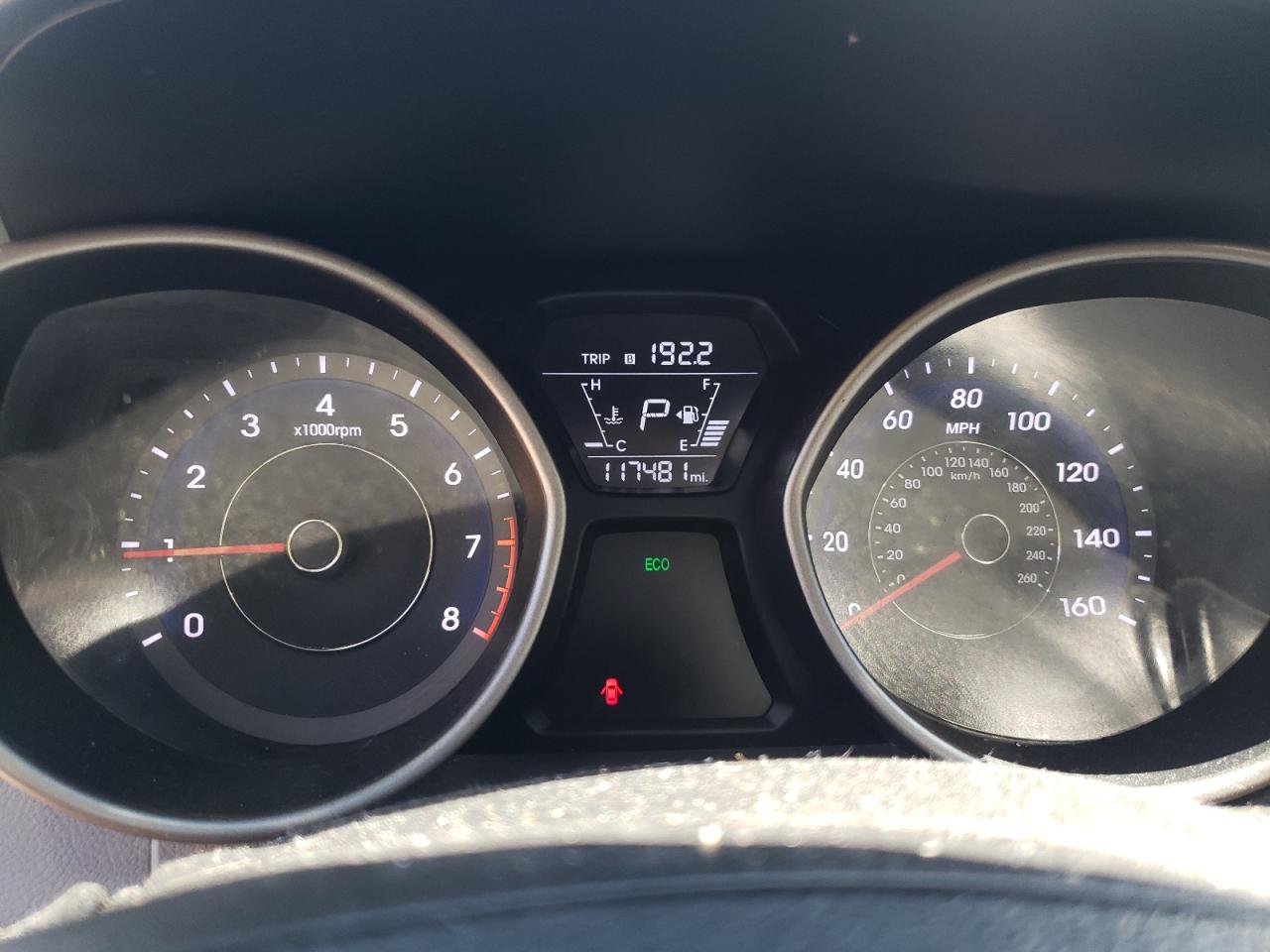 Photo 8 from auction – 2014 HYUNDAI ELANTRA SE with VIN 5NPDH4AE2EH456331