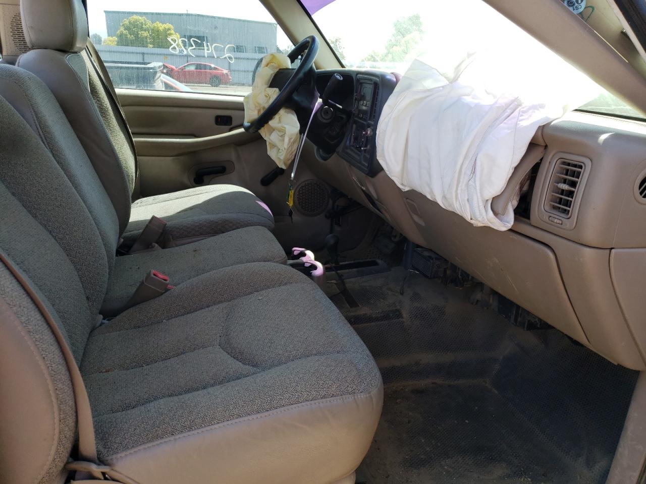 Photo 5 from auction – 2003 CHEVROLET SILVERADO with VIN 1GCHK24U13E114912