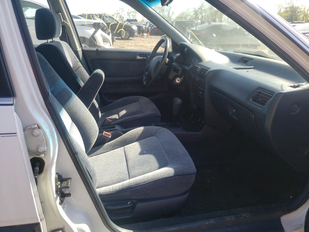 Photo 5 from auction – 1992 HONDA ACCORD EX with VIN 1HGCB7679NA192364