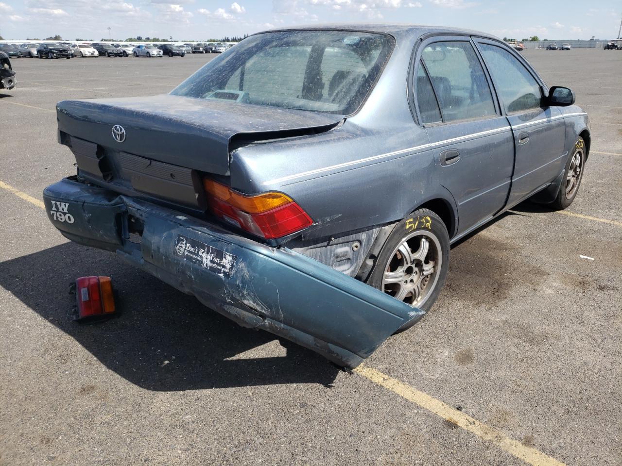 Photo 4 from auction – 1994 TOYOTA COROLLA with VIN 1NXAE04B7RZ211005