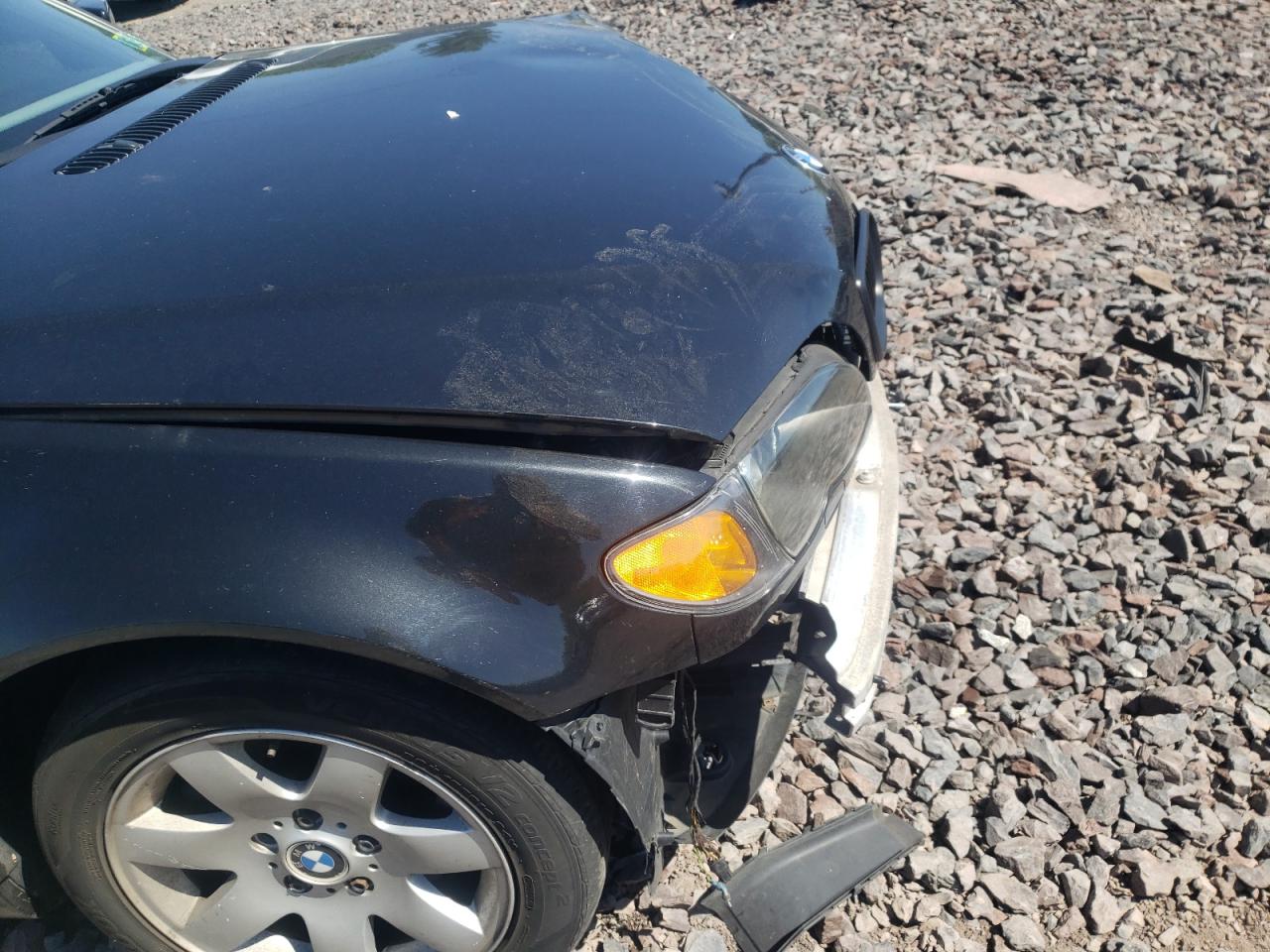Photo 9 from auction – 2003 BMW 325 XI with VIN WBAEU33423PM58819